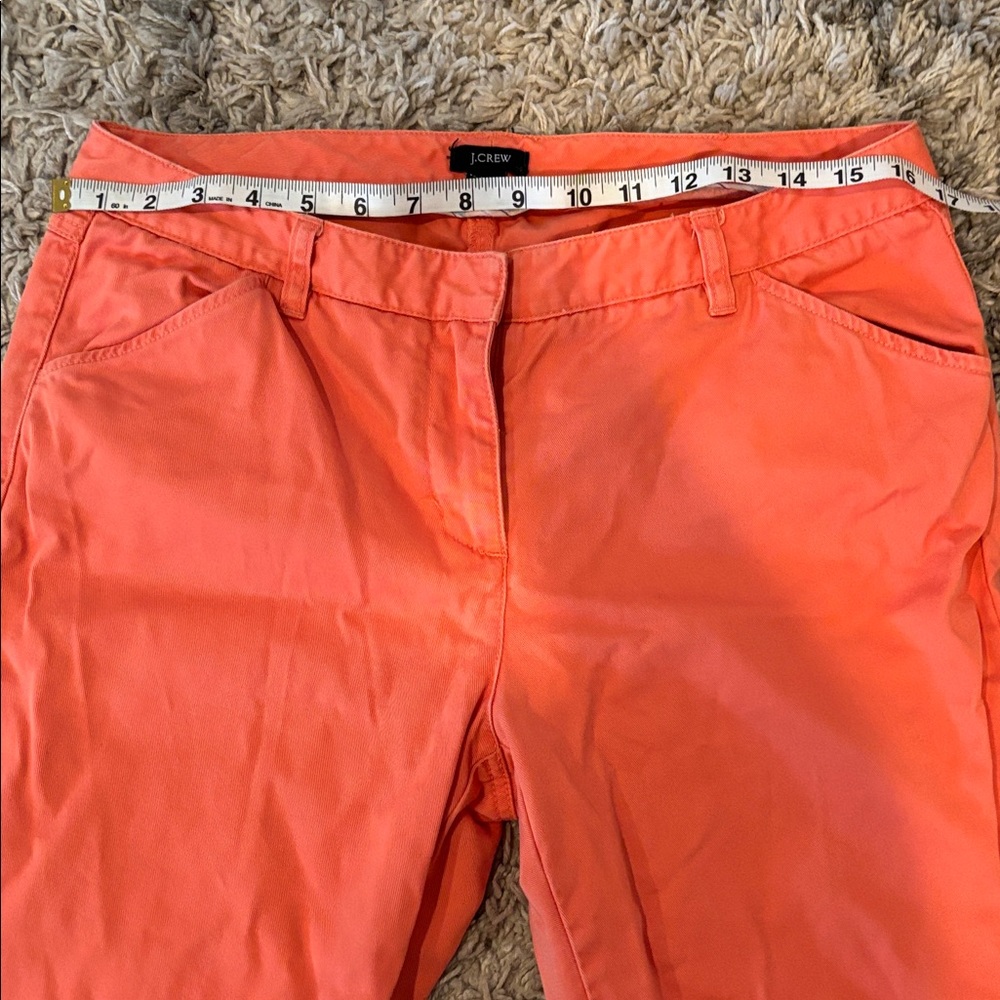ON-TREND!! JCREW capris size 10 petite.  EUC!!